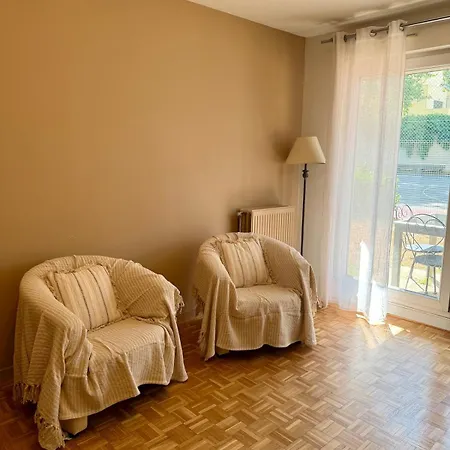 Le Chene - Charming With Garden Apartment *